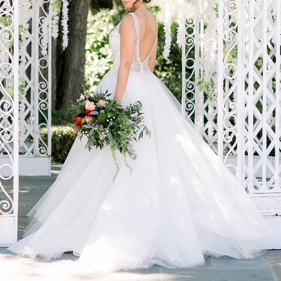 Casablanca wedding Dress, Style #2315 - Picture 3 of 8